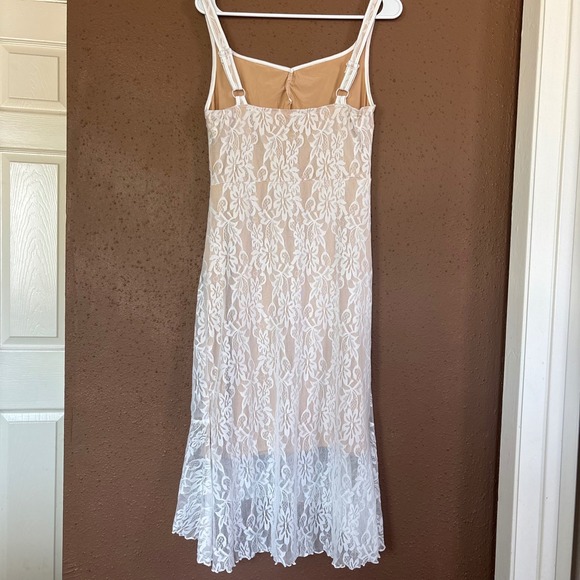 Soly Hux Women White Floral Lace Midi Dress Nude Lining Ruffle Hem Size L - Picture 4 of 5